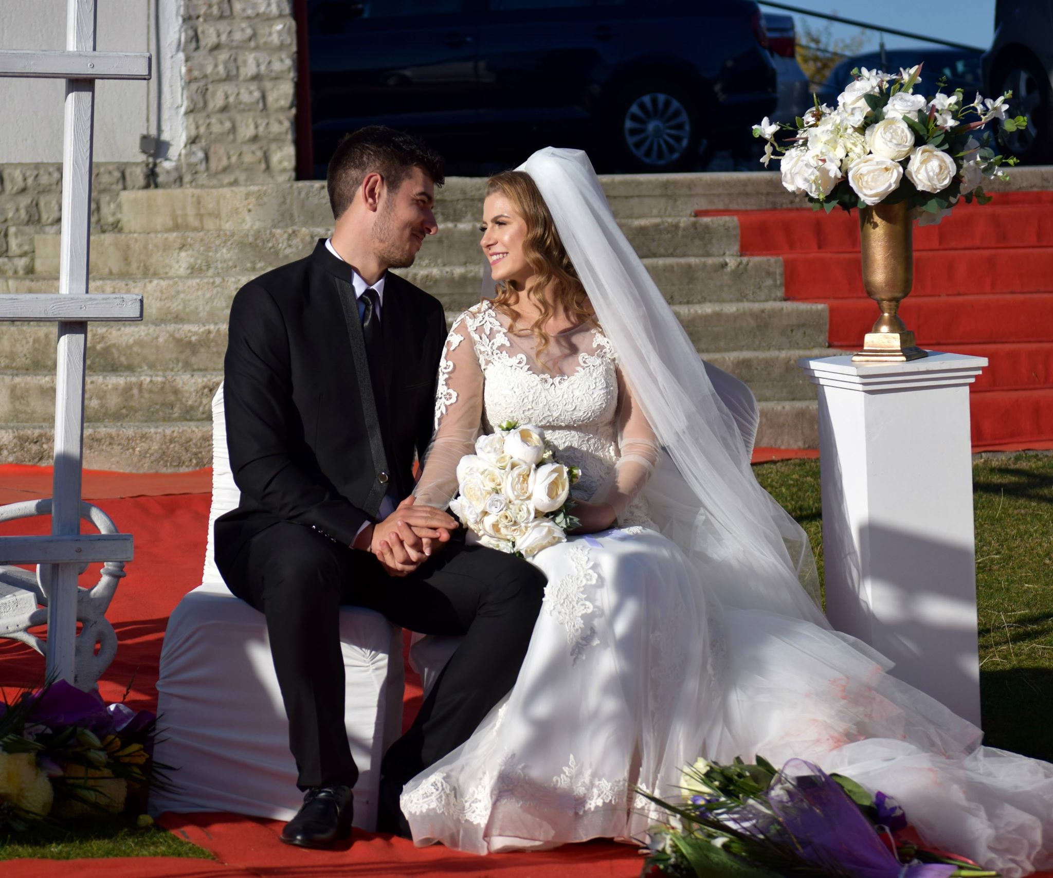 44035759_680735172306568_5357461171882426368_n